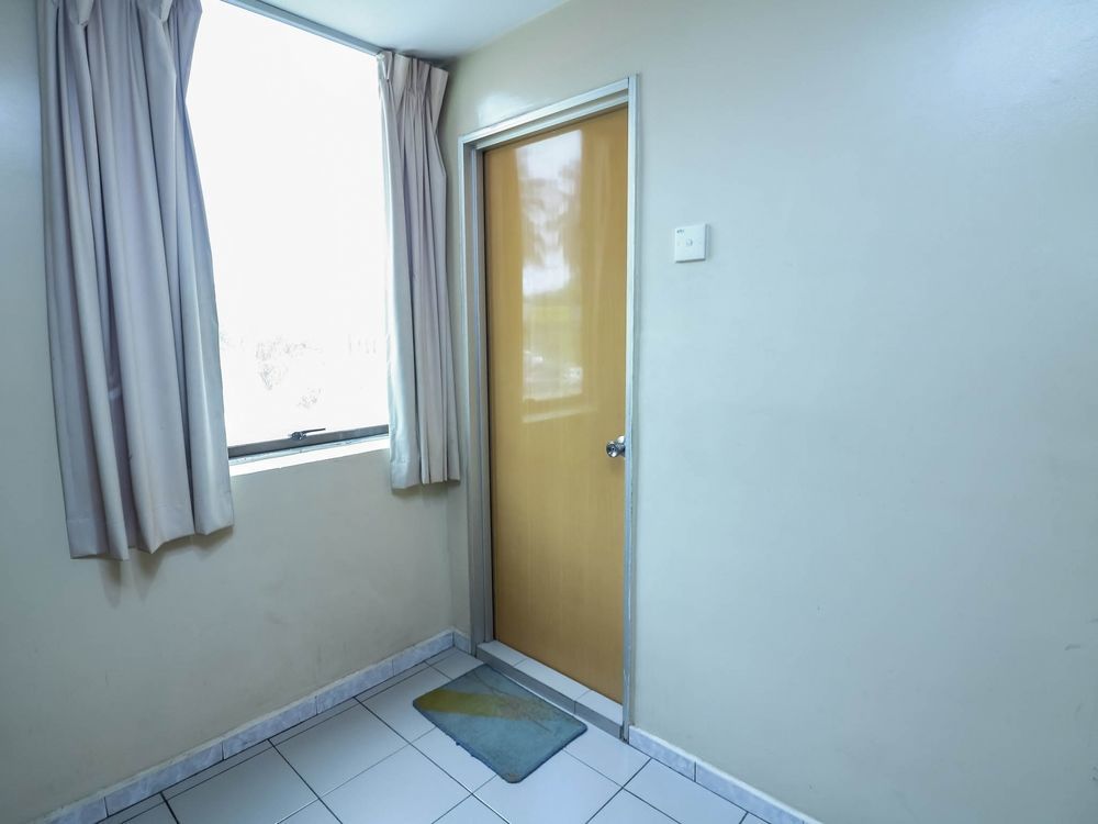Oyo 447 Comfort Hotel Meru Klang Exterior foto