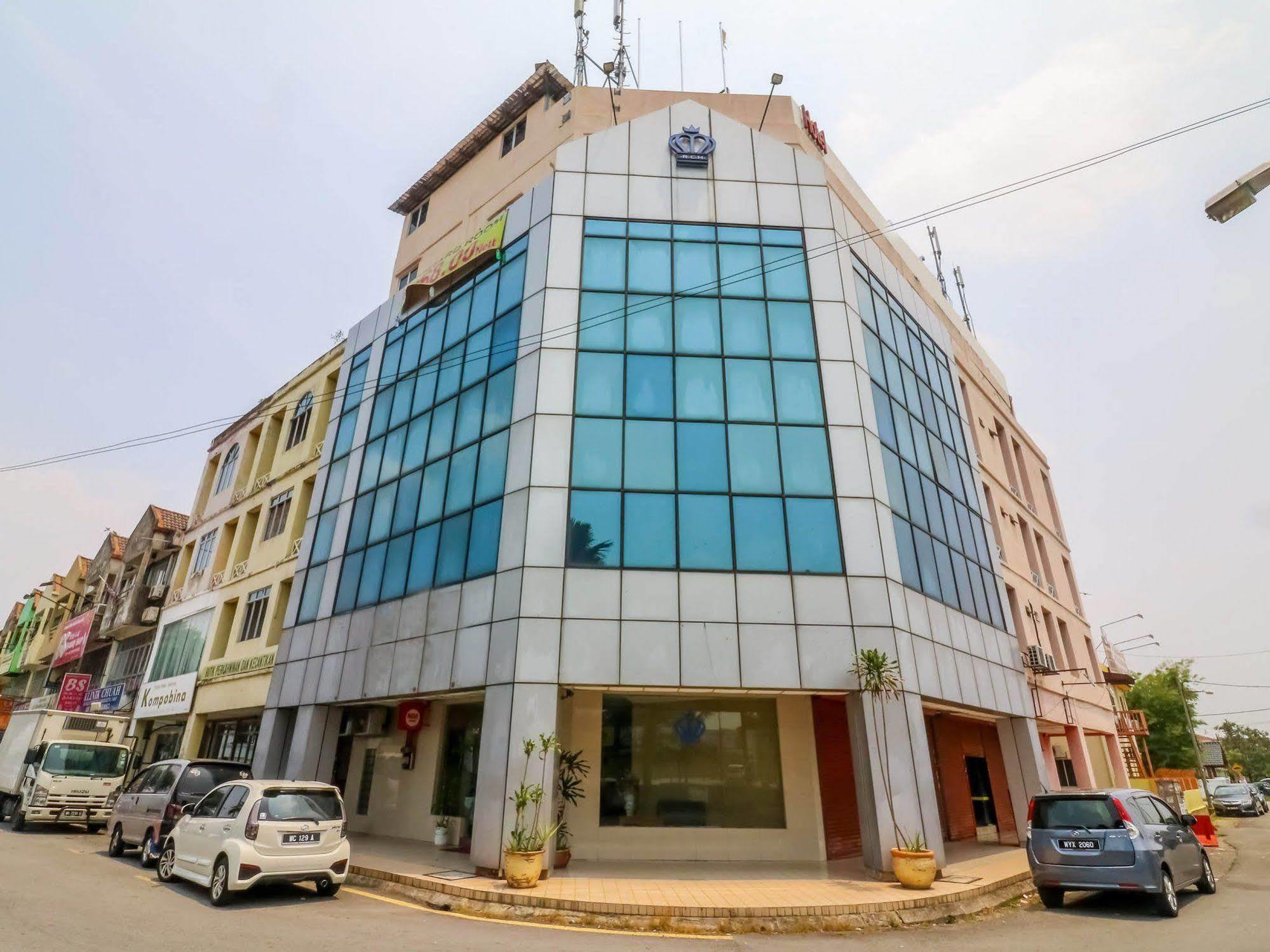Oyo 447 Comfort Hotel Meru Klang Exterior foto