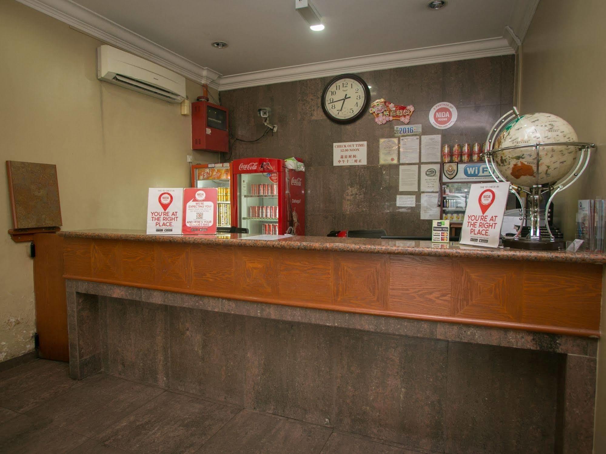 Oyo 447 Comfort Hotel Meru Klang Exterior foto