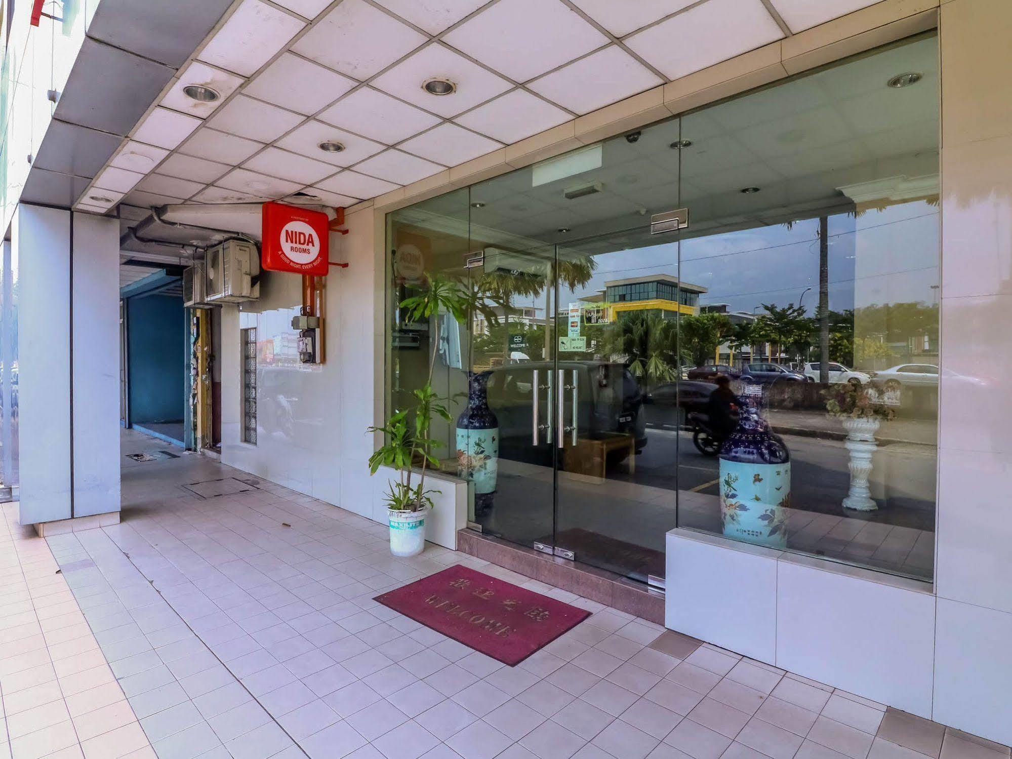 Oyo 447 Comfort Hotel Meru Klang Exterior foto