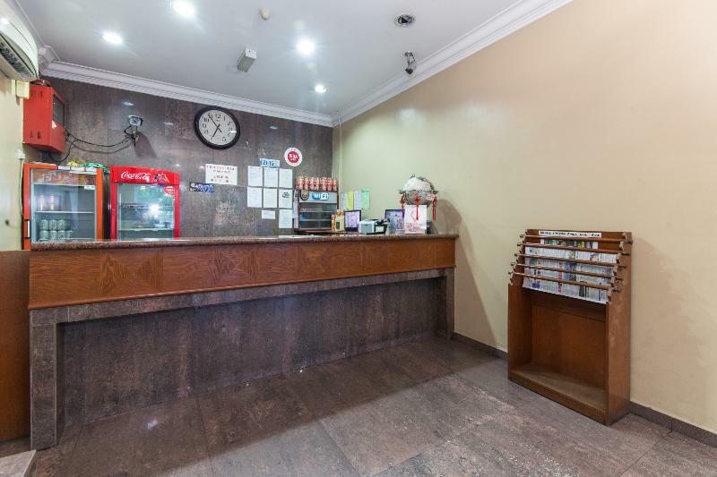 Oyo 447 Comfort Hotel Meru Klang Exterior foto