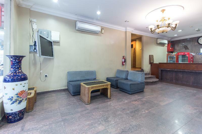 Oyo 447 Comfort Hotel Meru Klang Exterior foto