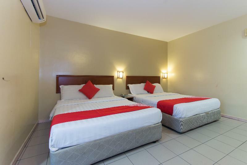 Oyo 447 Comfort Hotel Meru Klang Exterior foto