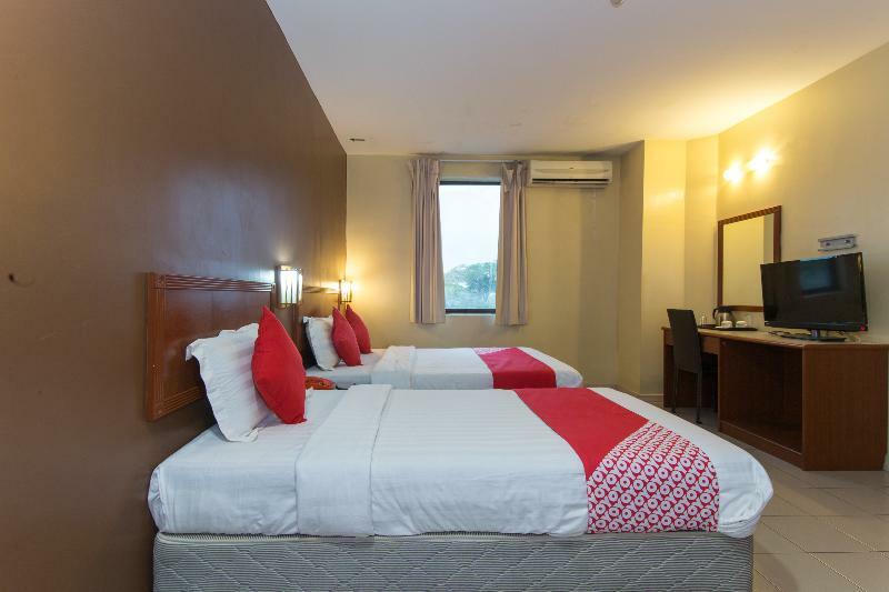 Oyo 447 Comfort Hotel Meru Klang Exterior foto