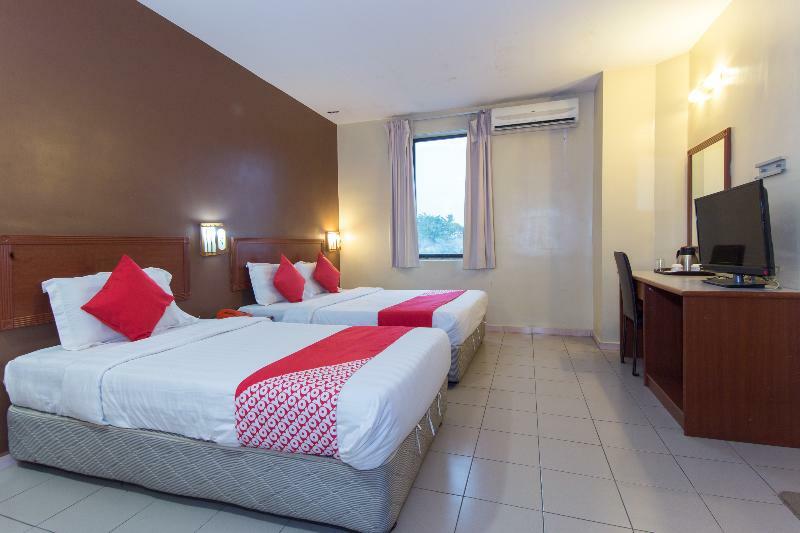 Oyo 447 Comfort Hotel Meru Klang Exterior foto