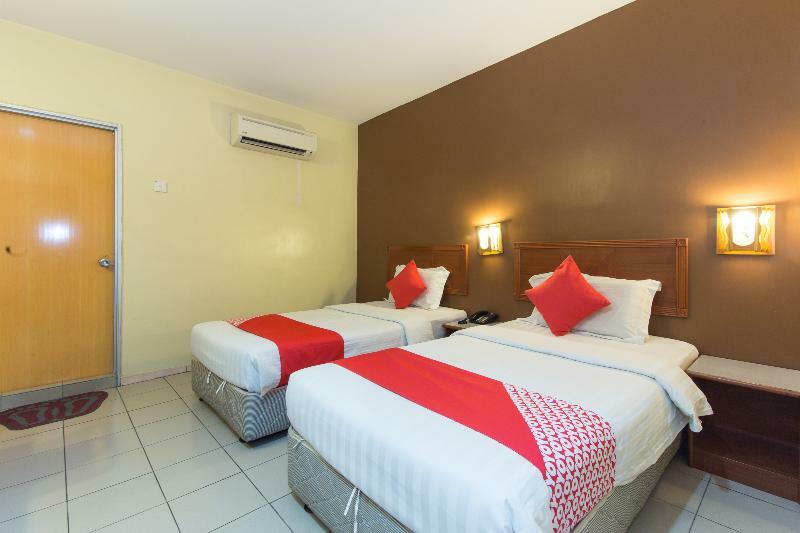Oyo 447 Comfort Hotel Meru Klang Exterior foto